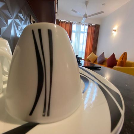Aurelia Inn Kandy Ngoại thất bức ảnh