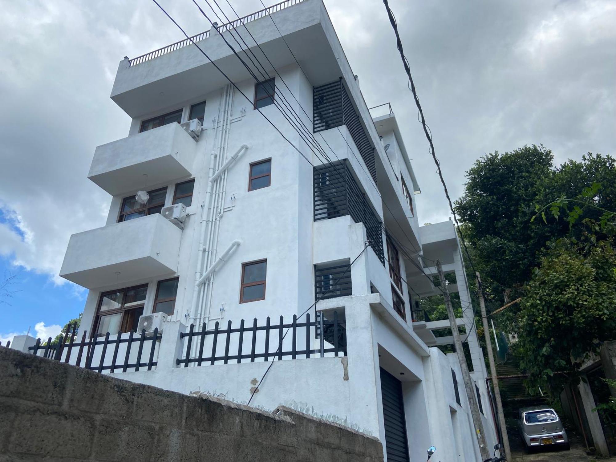 Aurelia Inn Kandy Ngoại thất bức ảnh